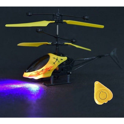 Kauko-ohjattu helikopteri LED-valolla
