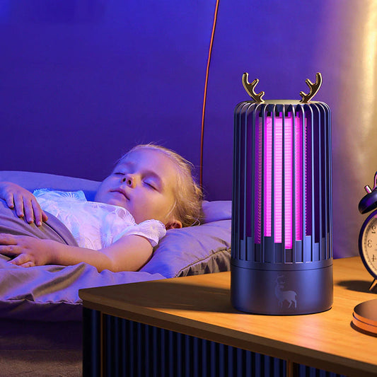Mosquito-lamppu ultraviolettiteknologialla ja sarvikoristeella